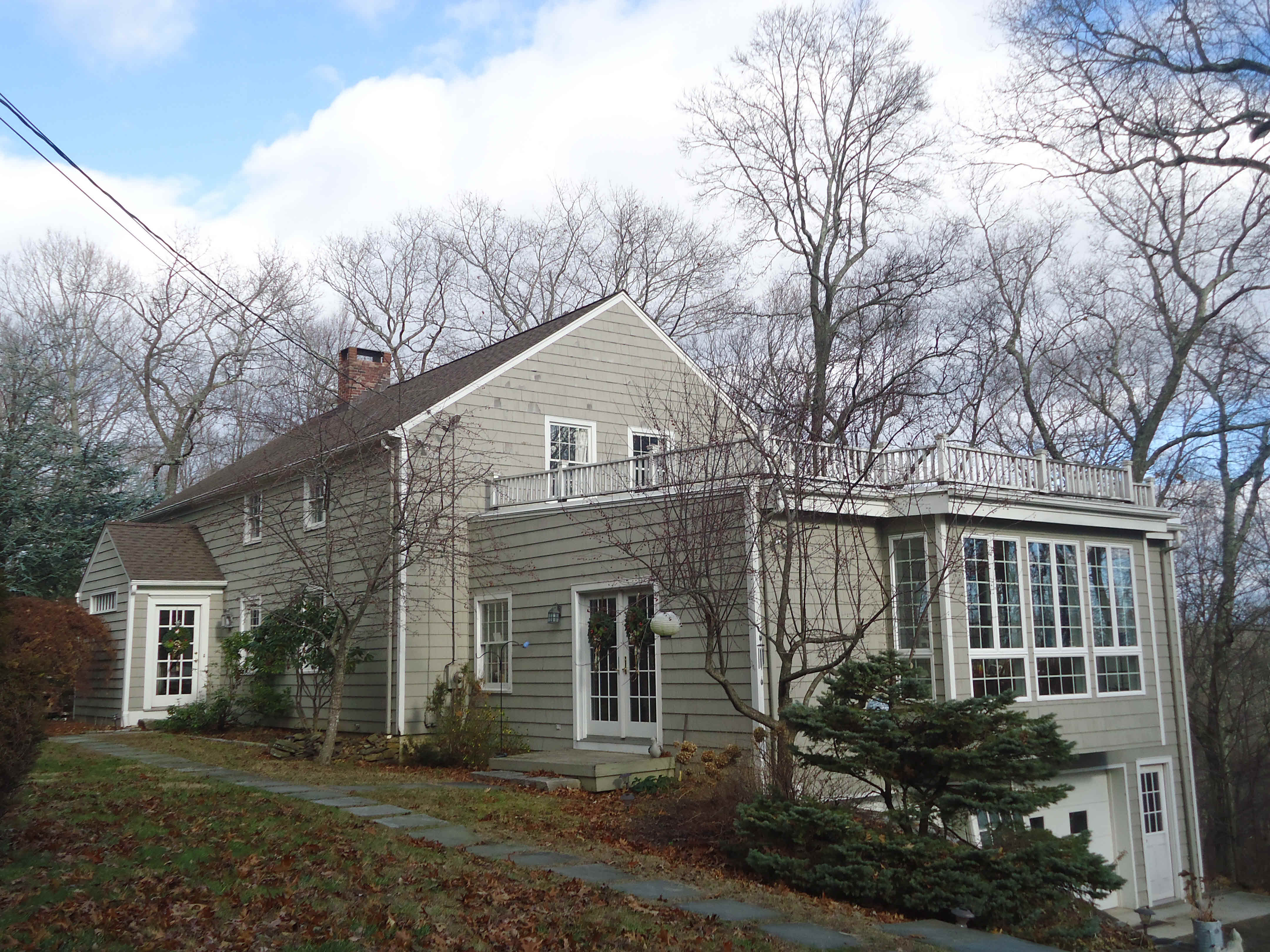 Building photograph for 76 COUNTRY WAY LN